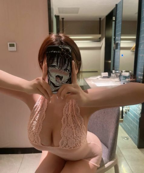 操女大学生