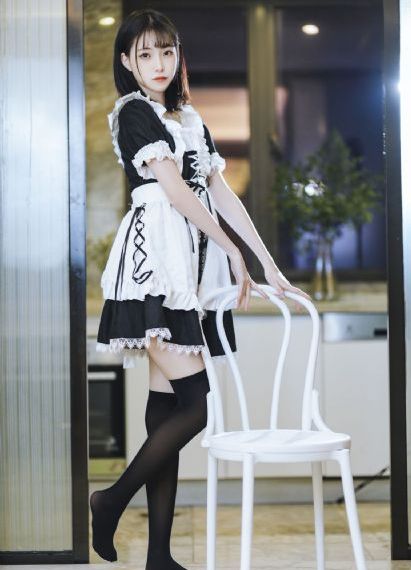 僵尸艳潭