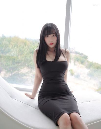 跨下新婚美妇