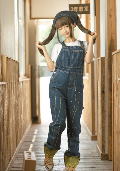 电影隔壁的女孩