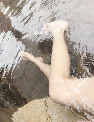 美女撒尿无遮挡